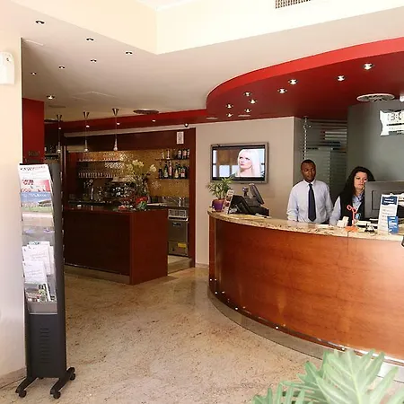 史波堤泰伦酒店 3*